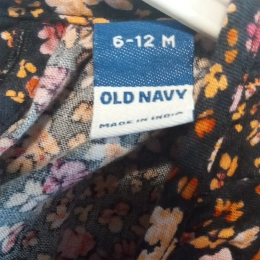 Old Navy Baby Girl Floral Puff Sleeve Top & Bloomer Set 6-12M